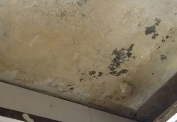 麒麟阳台漏水维修公司分享下麒麟卫生间渗水维修需要注意哪些问题。
